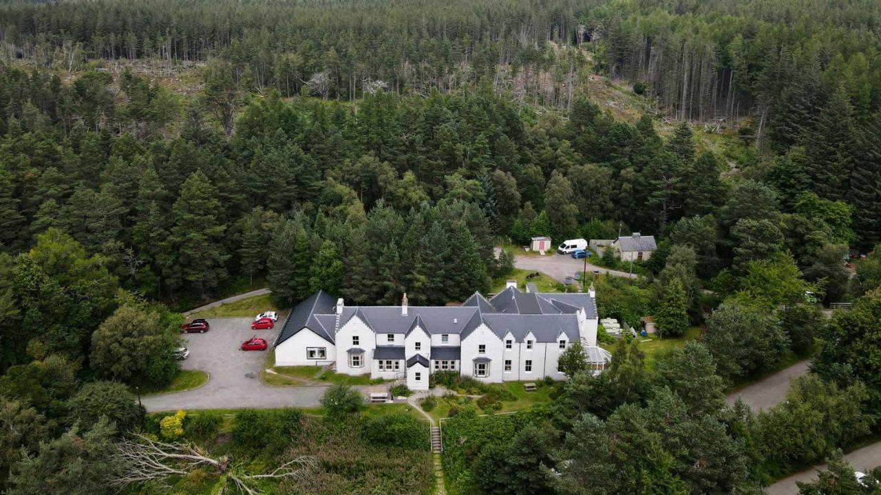 Cairngorm Lodge Youth Hostel Loch Morlich Exteriör bild