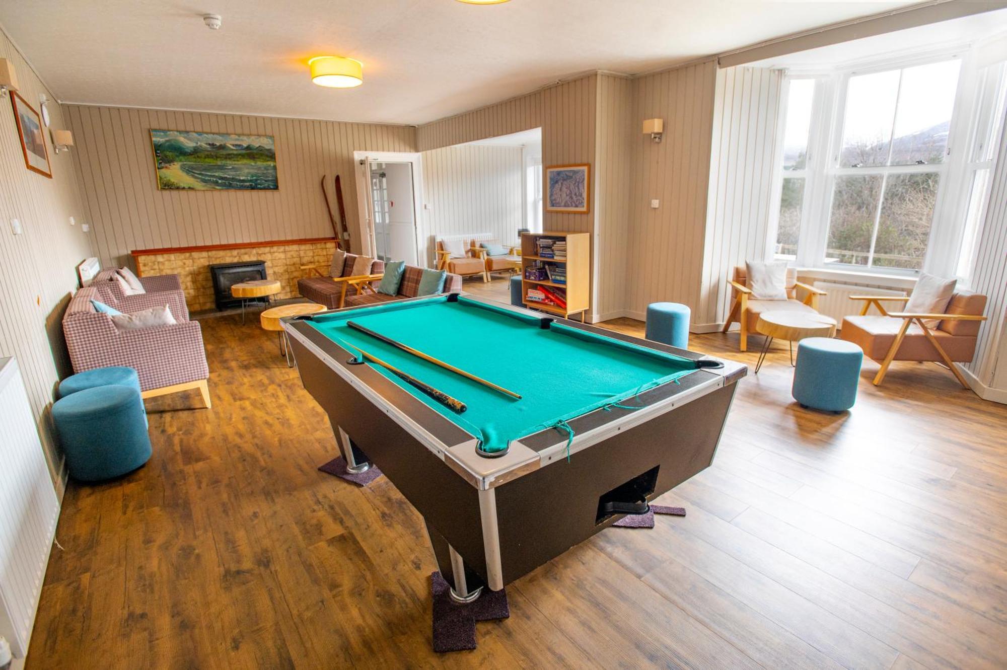 Cairngorm Lodge Youth Hostel Loch Morlich Exteriör bild