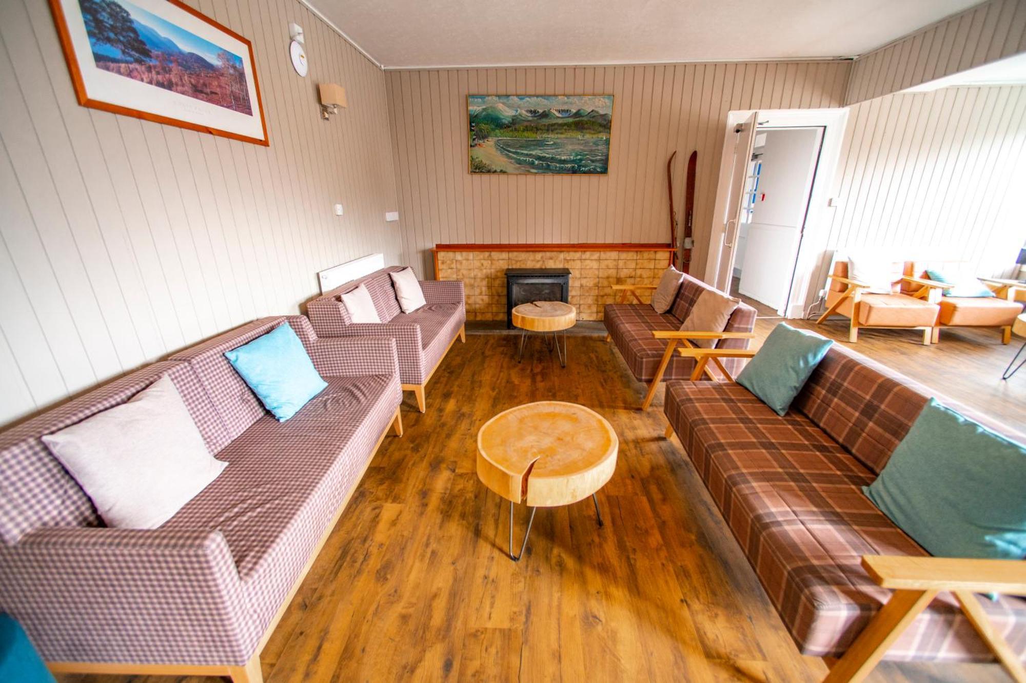 Cairngorm Lodge Youth Hostel Loch Morlich Exteriör bild
