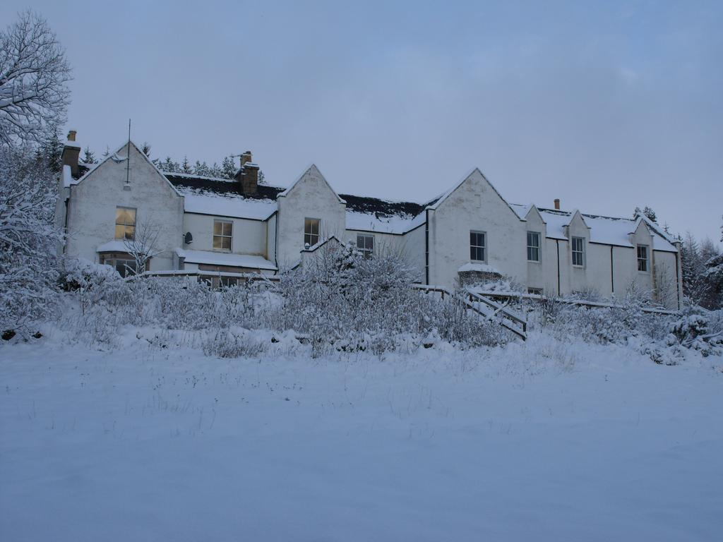 Cairngorm Lodge Youth Hostel Loch Morlich Exteriör bild