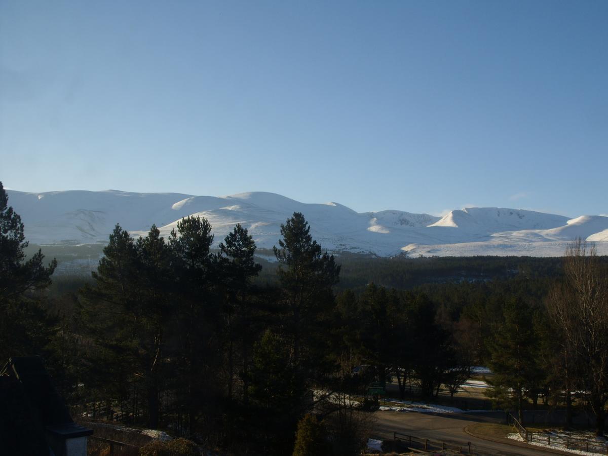Cairngorm Lodge Youth Hostel Loch Morlich Exteriör bild